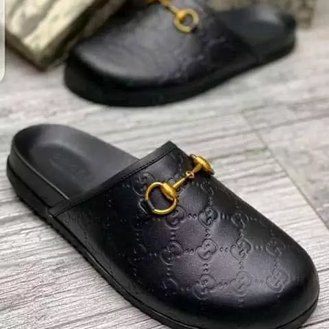 Babouche Et Sandale De Marque