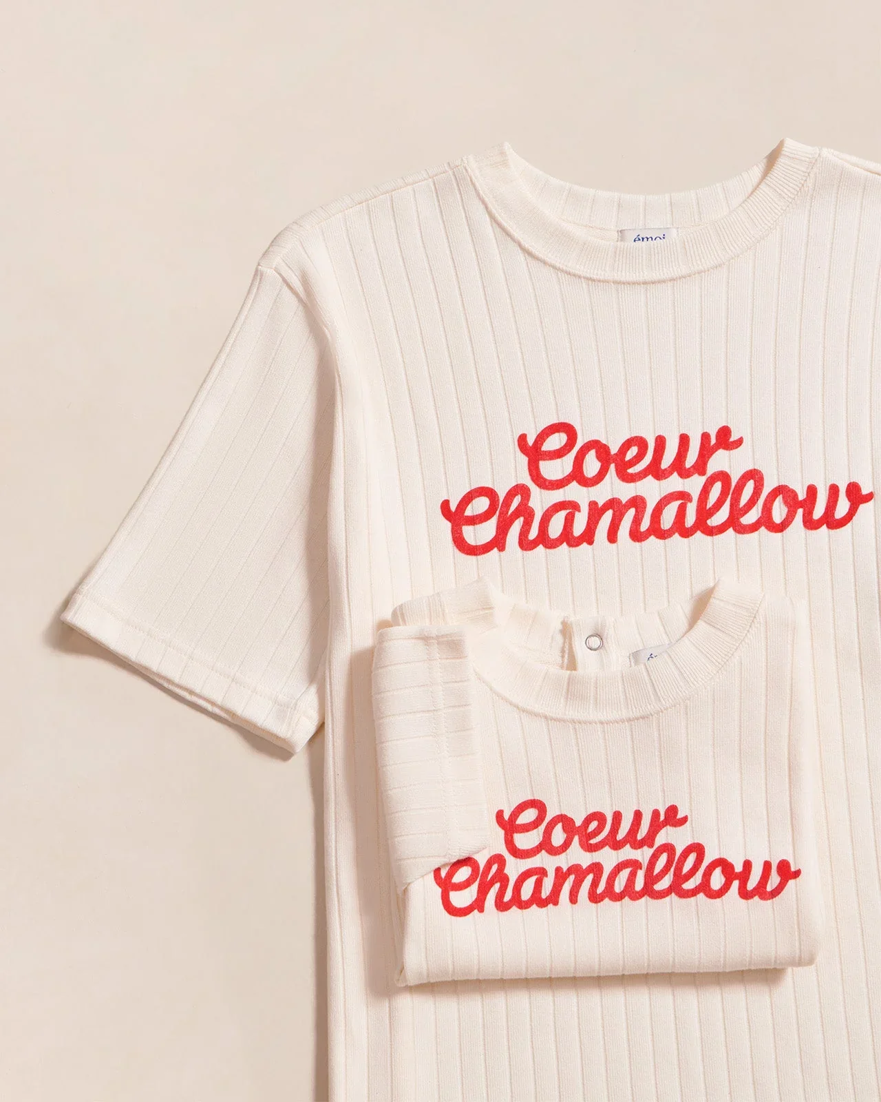 Le t-shirt Cœur chamallow enfant en coton bio - crème – Image 5