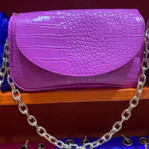 Quilted Caviar Gold-tone Medium Black