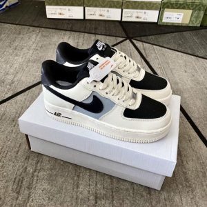 Nike Air Force 1 Low &lsquo;Shooting Stars&rsquo; Black White Royal DD9784-001