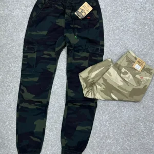 YZABEL Men&rsquo;s Camouflage Printed
