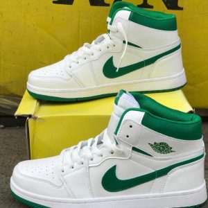 Air Jordan 1 Mid SE « Pregame »