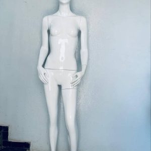 MANNEQUIN FEMMES