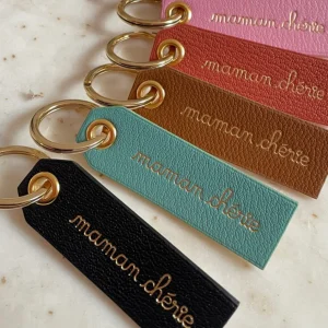 Porte clés en cuir "MAMAN CHERIE"