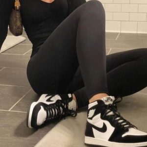 Air Jordan 1 Retro High OG Bordeaux Blanc Femme