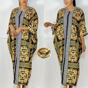 ensemble robe femme à style Egyptien noir blanc