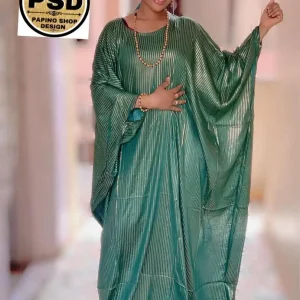 robe longue fendue Boohoo femme africaine