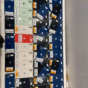 LOT de i phone 12 simple