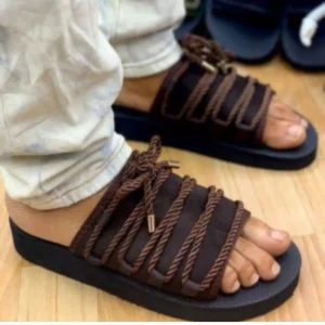 Sandale pour homme coloris